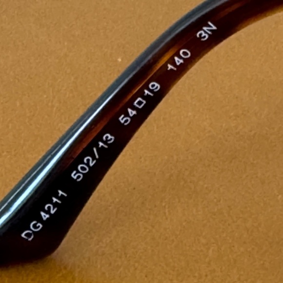 Dolce & Gabbana Cat-Eye Gradient Brown Sunglasses With Golden Filigree‎ Arms - Picture 9 of 16